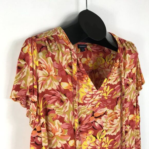 Torrid Rayon Crepe Tie Flutter Sleeve Peasant Top Women's Plus Size 1/1X Floral - Picture 4 of 11